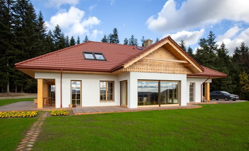 Harmonia z naturą w Twoim domu: stolarka INNOVIEW od FAKRO