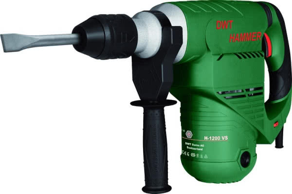 BH-1200 VS BMC młot SDS Max