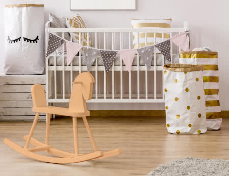 Renowacja konika na biegunach farbą Beckers Designer Universal. Renowacja konika na biegunach farbą Beckers Designer Universal.