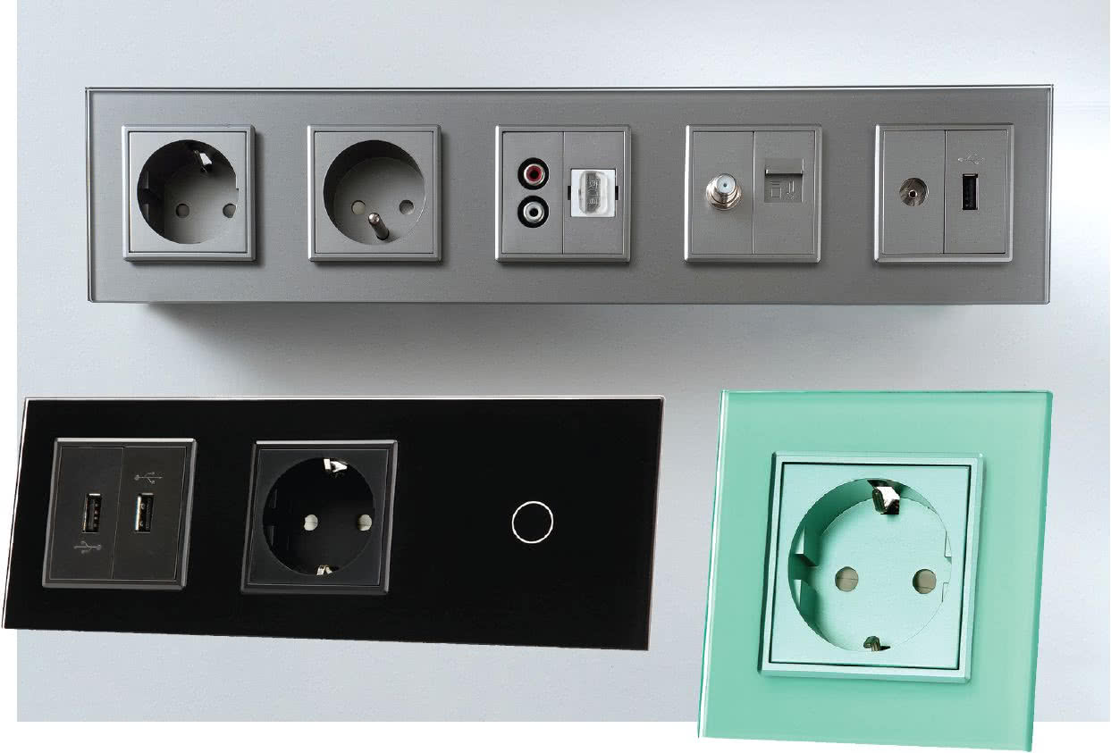 Gniazda teletechniczne: multimedialne, głośnikowe, USB Gniazda teletechniczne: multimedialne, głośnikowe, USB
